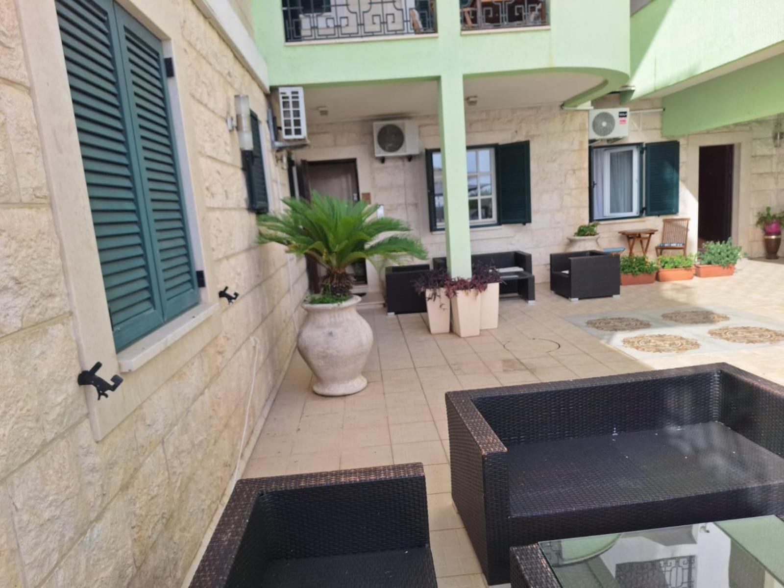 Montesan Luxury Apartment Beach Front Sveti Stefan Zewnętrze zdjęcie